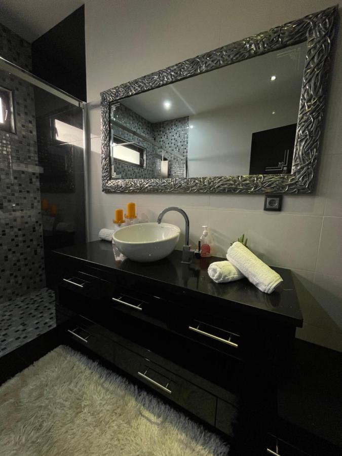 Vivenda Luxuosa Villa Feteiras Ngoại thất bức ảnh